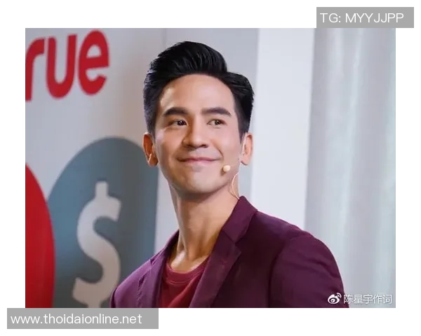 泰国足球明星专访视频揭秘他们的职业生涯与生活趣事